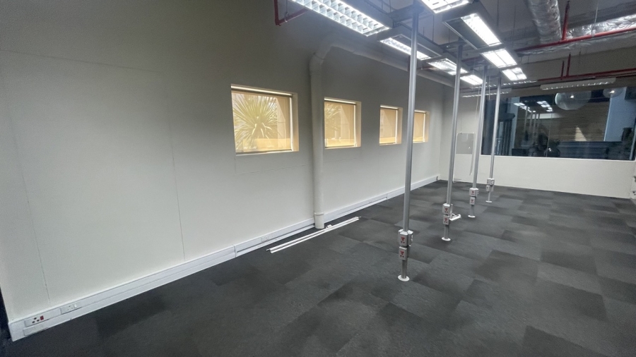 To Let commercial Property for Rent in Gardens Western Cape
